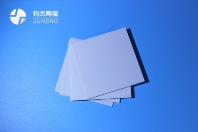 氮化鋁陶瓷電路板的優(yōu)點(diǎn)